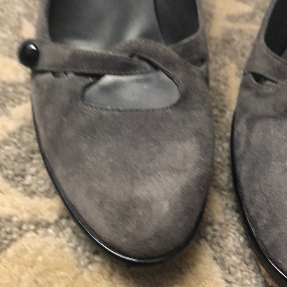 Stuart Weitzman Gray Leather Heels 7.5 - GUC/Used - Picture 4 of 12